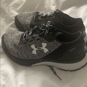 Never Used - Underarmour Running Shoes